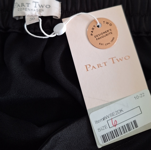 🆕️ Part Two mini skirt - Picture 3 of 7